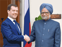Russian and Indian heads of government in New Delhi 21 December 2010